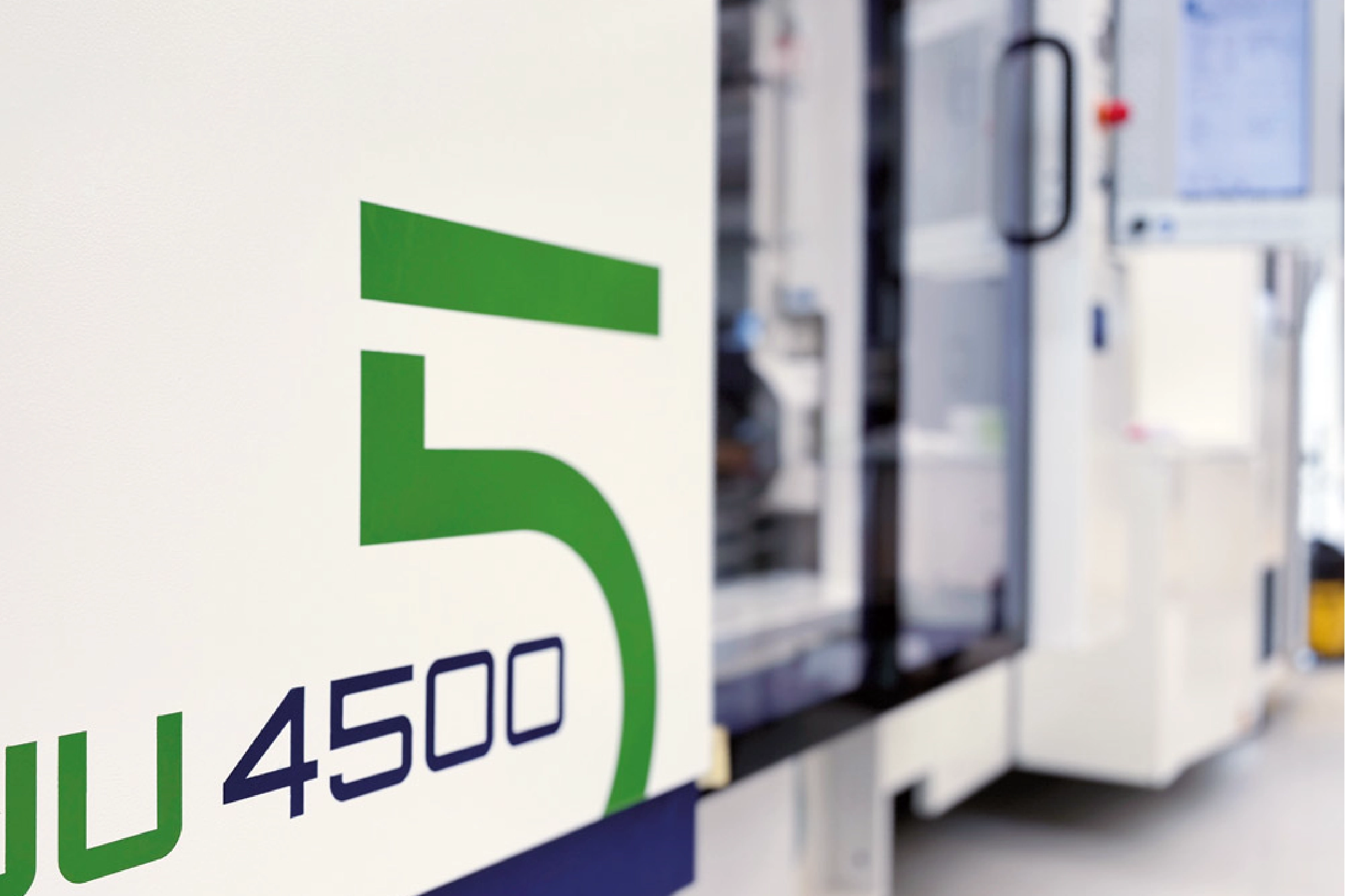 Jupiter Mise en service d'une presse à injecter Jupiter de 8800T